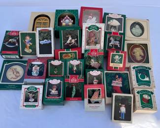 34 BigLotofHallmarkOrnaments