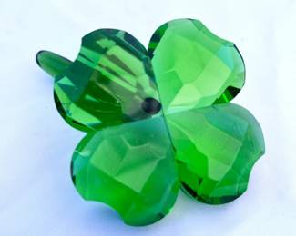 26 ReflectionsbyParagonCrystalFourLeafClover