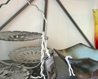 Folding nut and candy tray