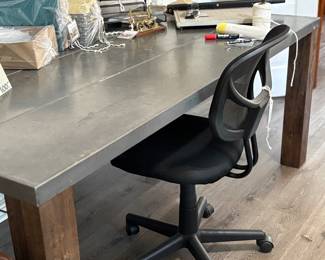 Metal and Wood table/desk! 