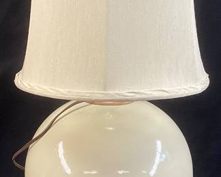 MID CENTURY STYLE TABLE LAMP