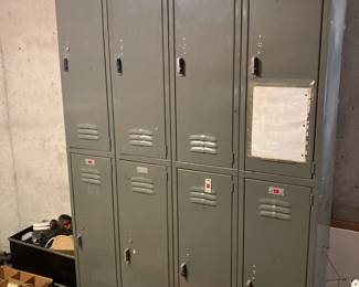 Set of steel lockers