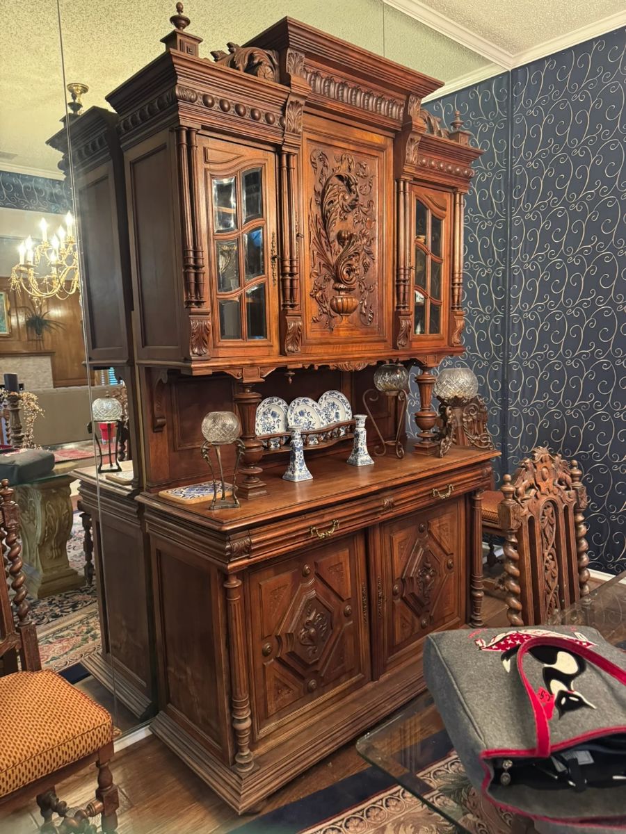 Simply gorgeous German Hunter's Cabinet. Exquisite carvings on the front. Beautiful condition.