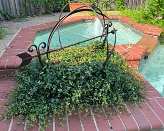Gorgeous armillary in the garden! 