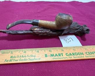 Dr. Grabow Pipe & Handcrafted Pipe Holder