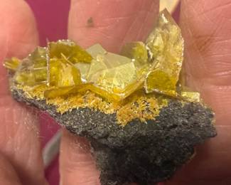 Fluorescent Gypsum Crystal