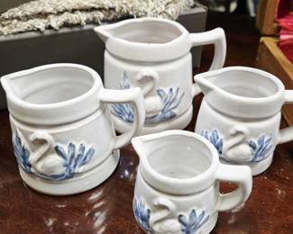 Vintage Swan Measuring Cups