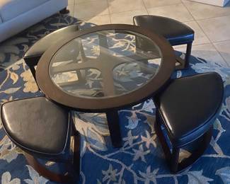 Coffee table with 4 stools