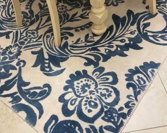 Blue/cream rug