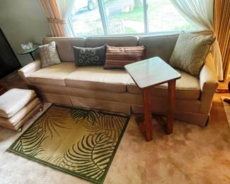 Nice long sofa, or is this a davenport?