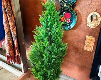 Artificial tree with battery lights