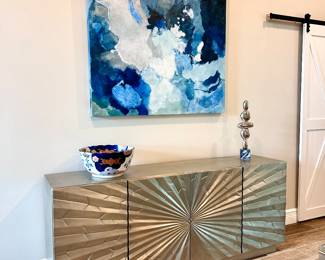 Hooker Big Bang Entertainment Console