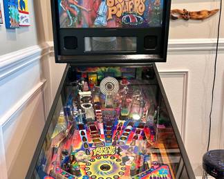 Austin Powers Pinball Machine by Stern