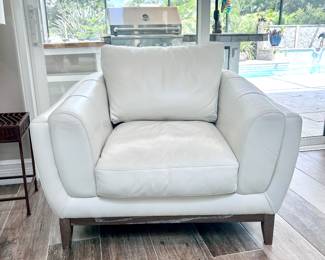 GTR San Paulo Leather Arm Chair
