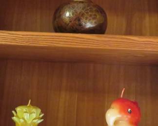 Zi Jin Cheng vase, figural candles