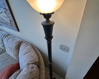 Floor lamps