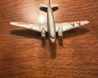 Model of a Douglas DC-3 airplane