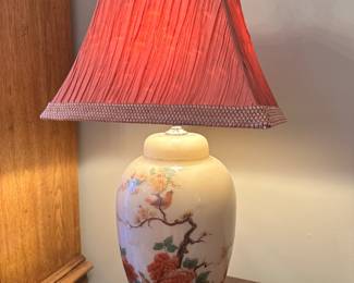 Chinoiserie ginger jar lamp