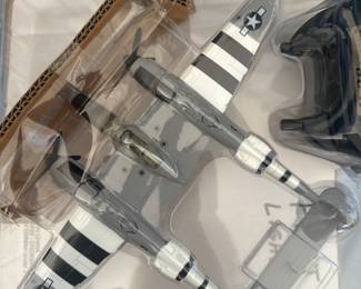 model of the Lockheed P-38J Lightning, a World War II-era American fighter aircraft