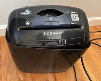 Fellowes P-35C Shredder