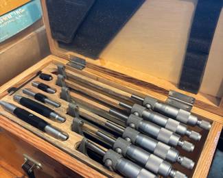 Inside Micrometer Set with Wooden Case