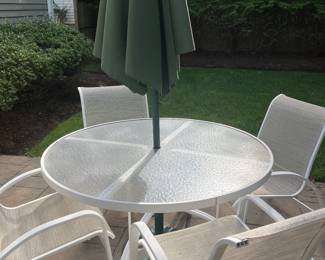 Outdoor patio set