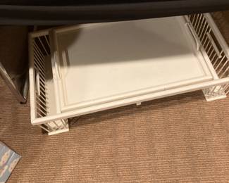 Bed tray