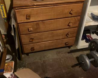 Dresser