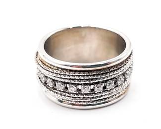 Vintage Cubic Zirconia Band Ring