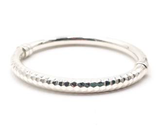 Sterling Silver Hinged Hammered Bangle Bracelet