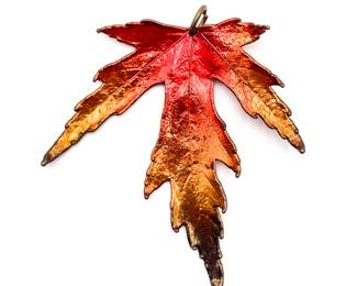 Maple leaf-shaped pendant