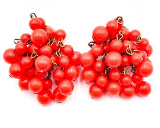 1940's Red Swirl Glass Bead Clip-On Earrings