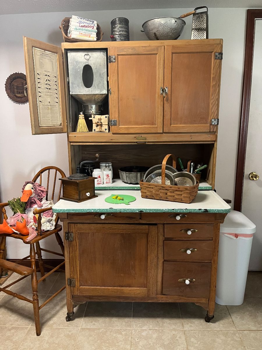 Antique Hoosier/Sellers Cabinet