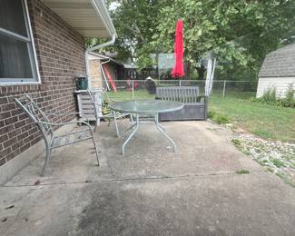 Outdoor table and chairs