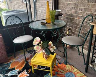 Bistro set, colorful rug