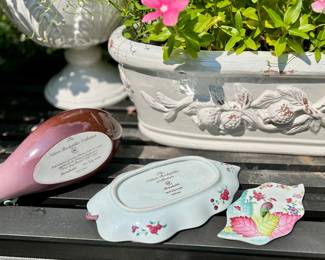 Rare Mottahedeh Nelson Rockefeller Collection eggplant tureen with matching underplate, fitted lid, and original box. Discontinued 1990s form, pristine and unused. 3 available, shipping ready.