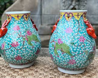 Hand painted Jingdezhen porcelain vase double deer handles
