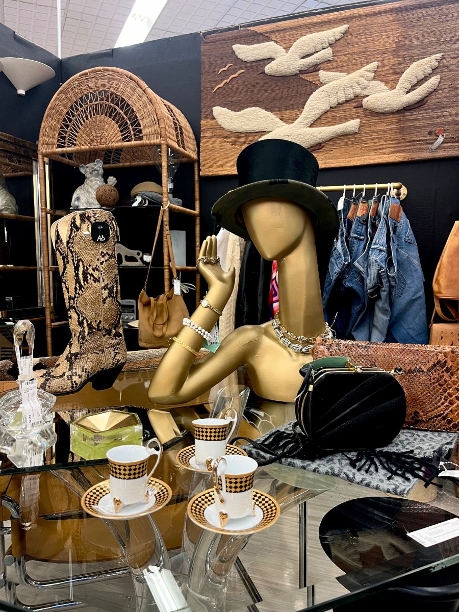 AREIA DESIGNS - THIS PHOTO IS FROM INSTAGRAM. ITEMS HERE ARE NOT PART OF THE SALE.