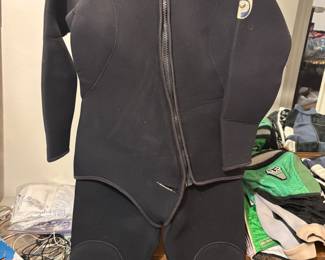 Wet suit $30.00