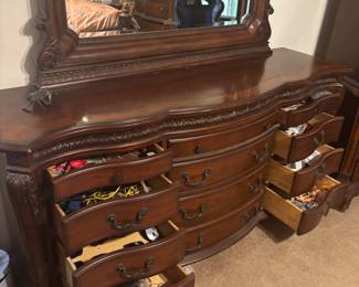 Dresser w mirror 73”w 21”d 37.5”t 88”t w/ mirror $ 450.00
6 piece set $1,200.00
Bed, 2 nite stands, chest, armoire, dresser w mirror