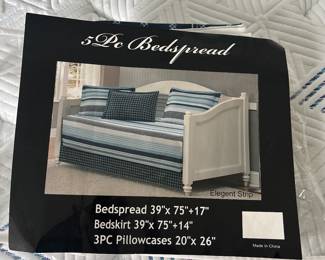 5 piece twin bedspread set-$20