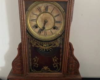 Vintage Parlor Kitchen Mantel Clock