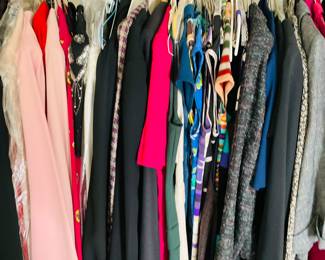 Vintage Women’s Clothing