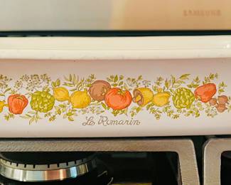 Vintage Corning Ware 'Le Romarin' casserole dish.