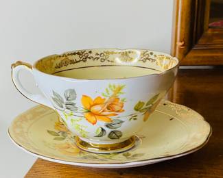 Royal Sutherland Fine Bone China Tea Cup & Saucer Set