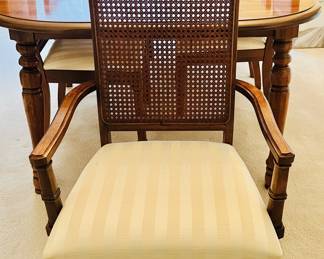 Henredon Furniture Dining Room Table 6 Cane Back Chairs