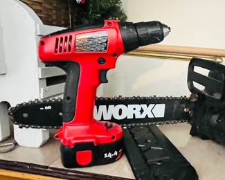 Wide variety of tools drill and chain saw