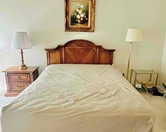 This is a late 20th-century Stanley Furniture Bedroom Suite in the Italian Provincial style.