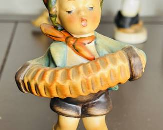 Accordion boy