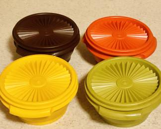 Vintage Y]Tupperware Servalier Bowls and Lids